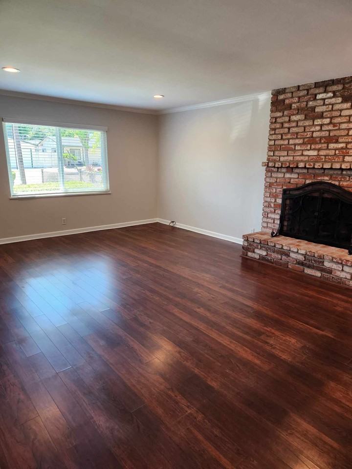 3011 Franela Dr #NA - Photo 3 of 33