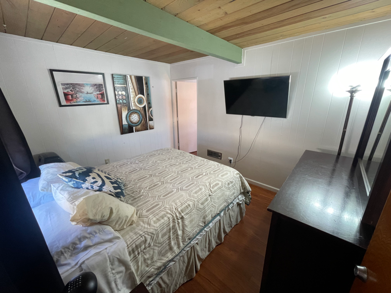 1812 Hornblend Street - Photo 4 of 40