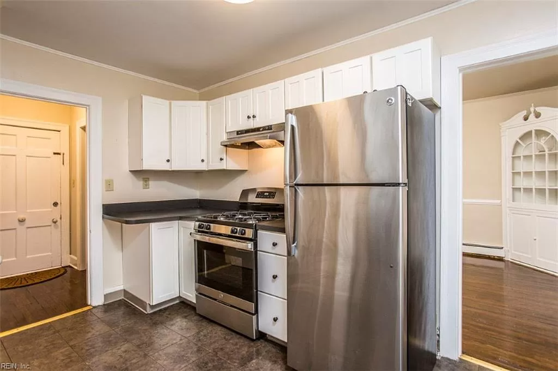 210 Piez Ave - Photo 3 of 16