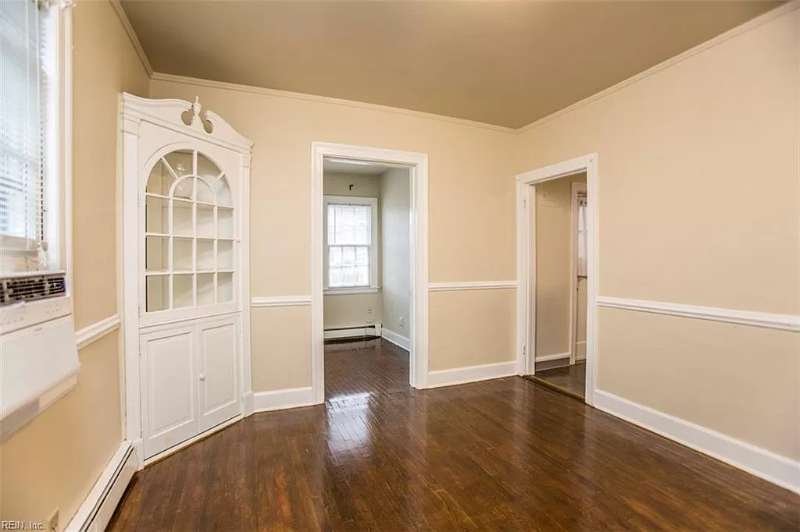 210 Piez Ave - Photo 5 of 16