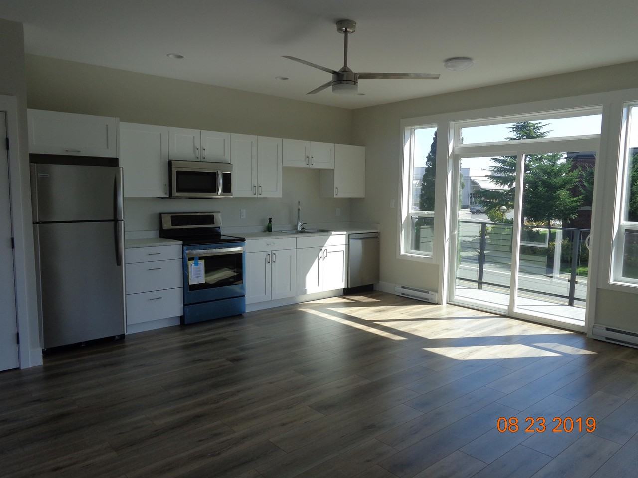 2889 107th St - Photo 2 of 8