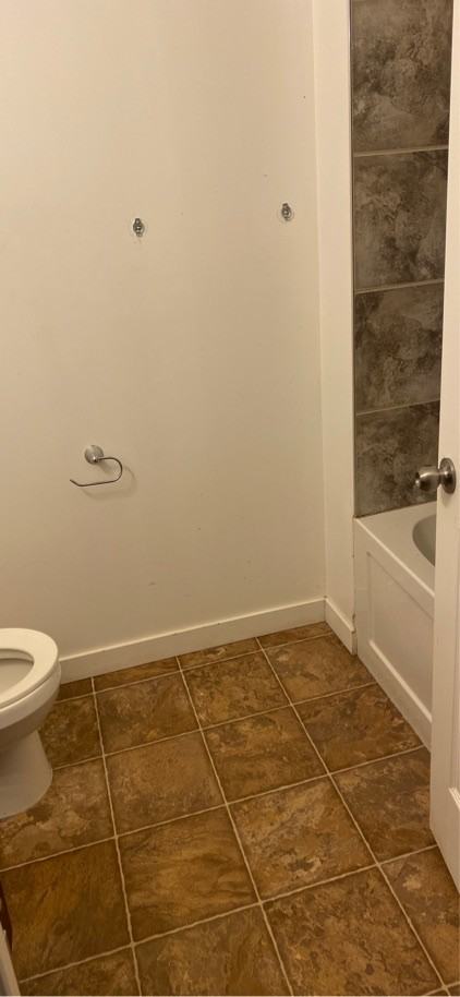 415 Lorne St #A - Photo 3 of 9