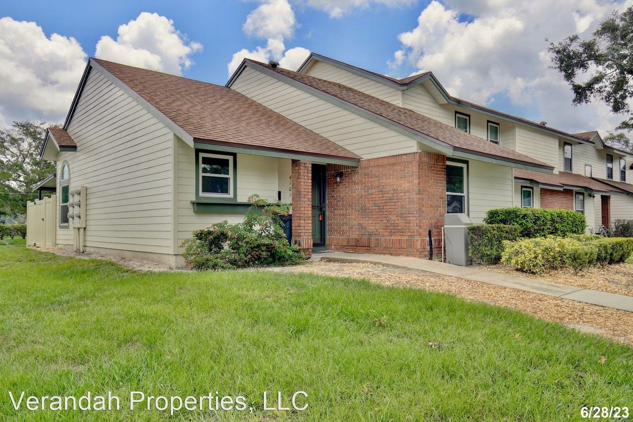 4105 Crossroads Pl - Photo 2 of 21