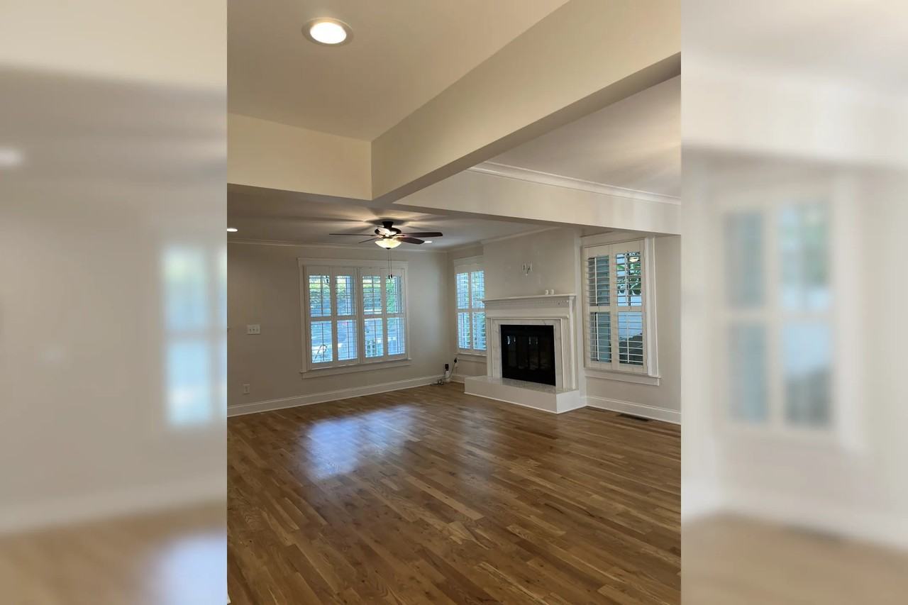 138 Emerson Ave - Photo 3 of 8