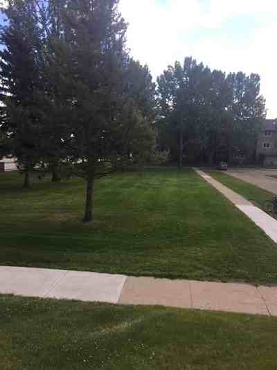 5611 10 Avenue - Photo 2 of 13