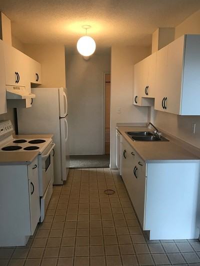 5611 9 Avenue - Photo 5 of 13