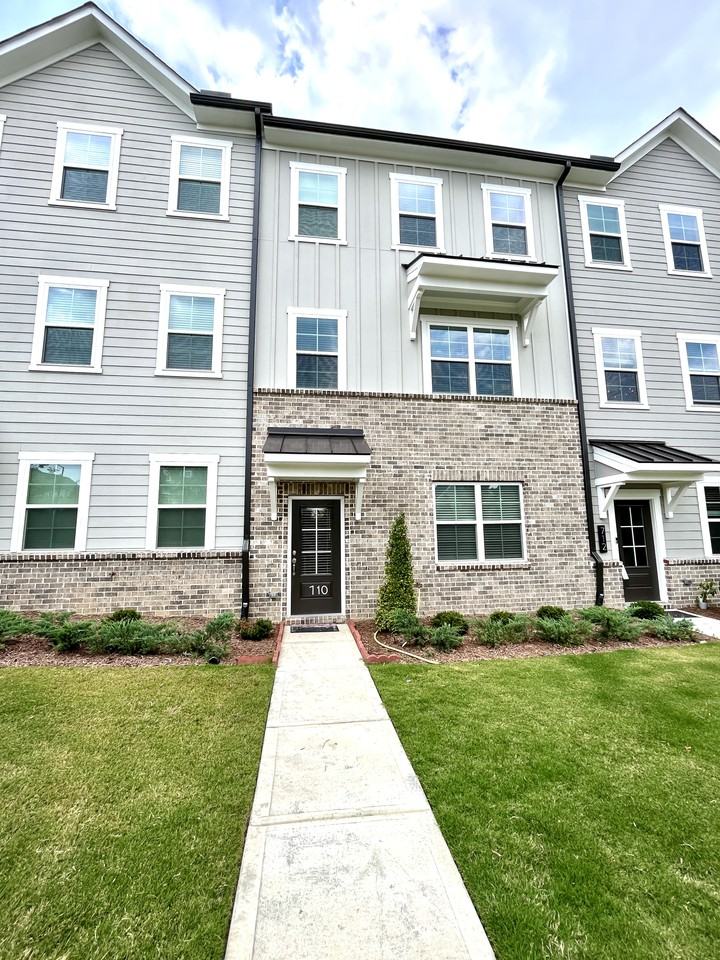710 Umber Dr