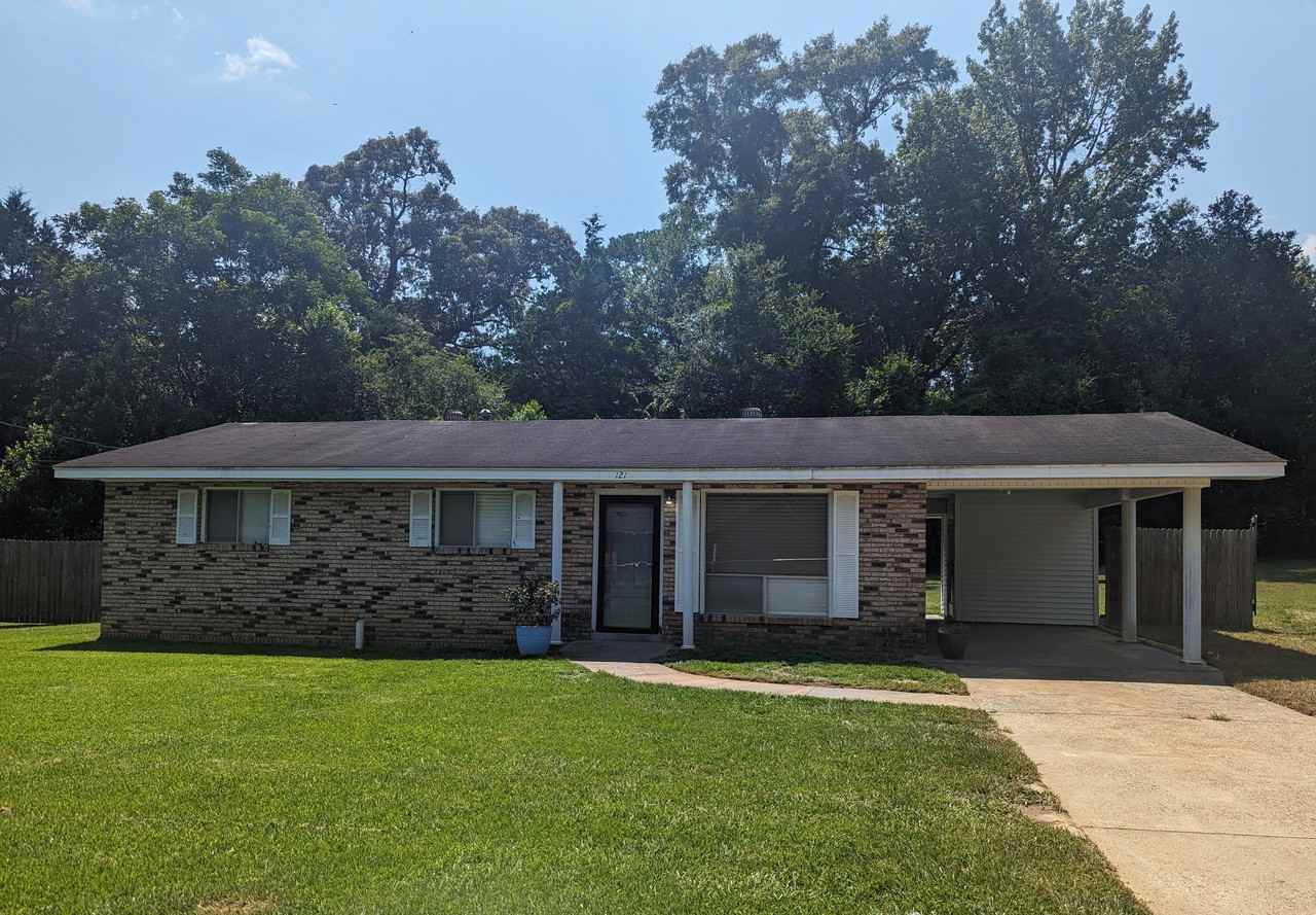 121 Norman Dr, Petal, MS 39465 3 Bedroom House for 1,250/month Zumper