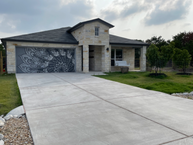 21413 Highland Lake Drive - Photo 2 of 13