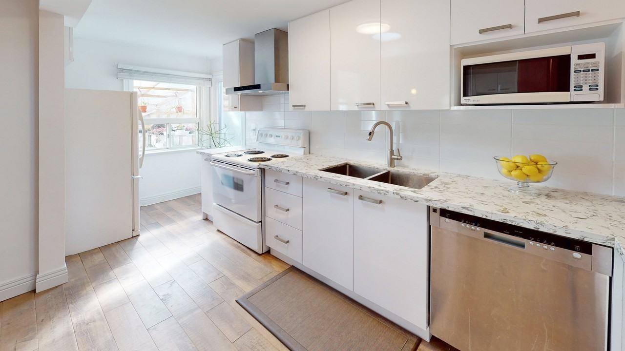 53 Sixteenth Street - Photo 2 of 9