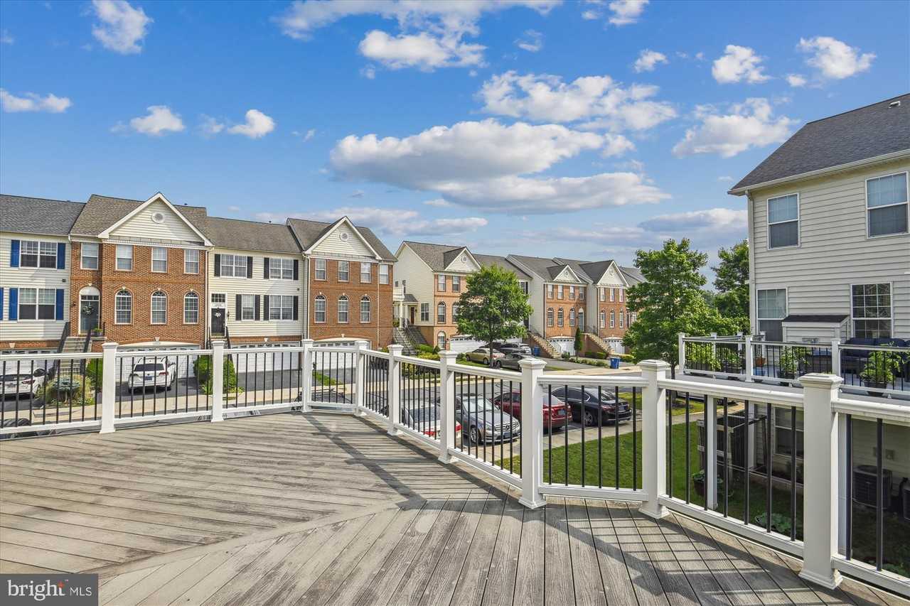 20164 Plum Ridge Ter - Photo 3 of 50