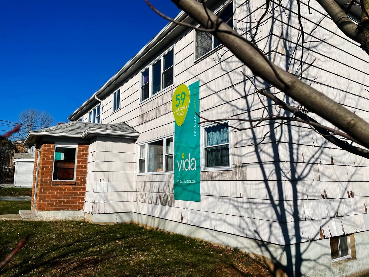 59 Caledonia Rd - Photo 3 of 6