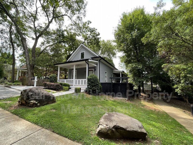 719 Mollie St Se - Photo 2 of 50