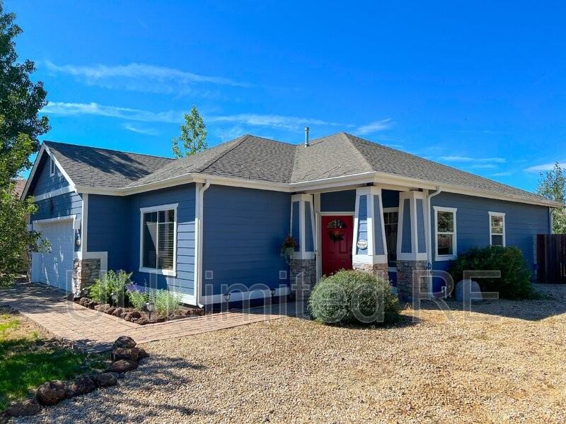 11301 Flagstaff Meadows Dr - Photo 2 of 25