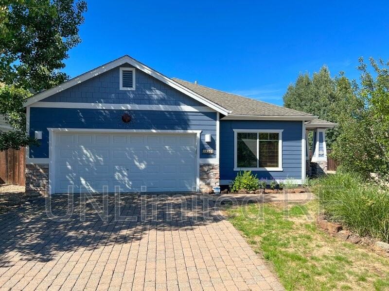 11301 Flagstaff Meadows Dr - Photo 3 of 25