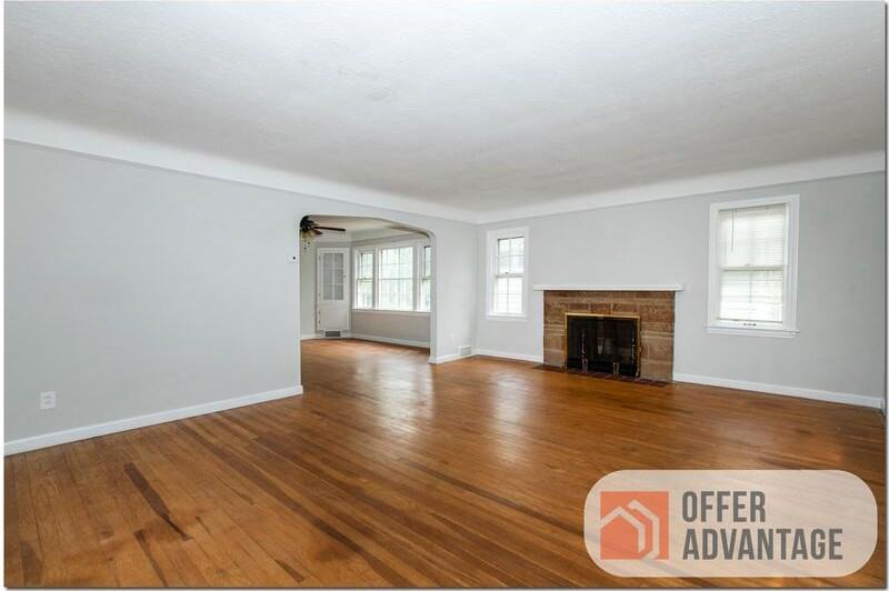 1469 Genesee Rd - Photo 4 of 10