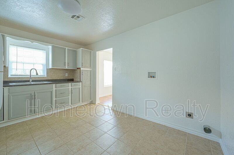 1407 Nw Logan Ave - Photo 6 of 21