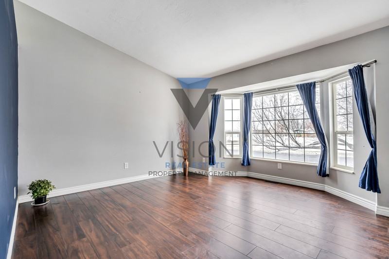 8766 Sw - Photo 3 of 17