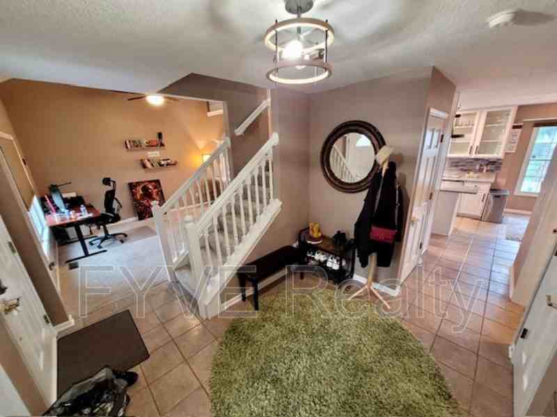 7504 Scioto Pkwy - Photo 3 of 50