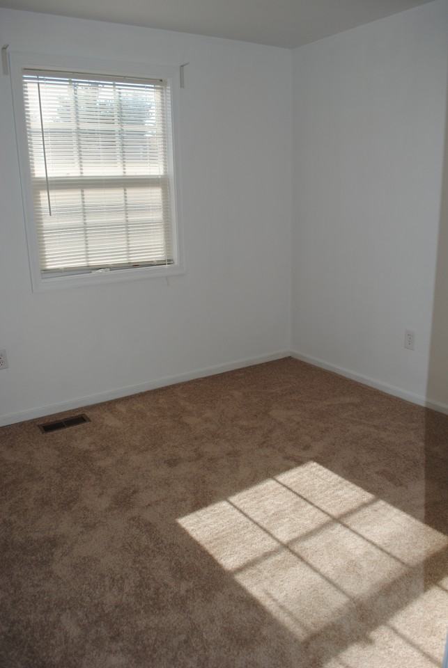 5747 Yellowrose Court - Photo 4 of 7