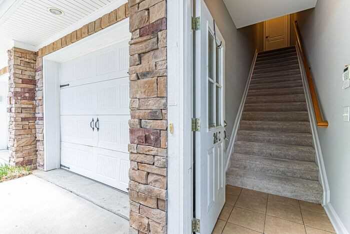 24 Edge Ct #C - Photo 2 of 24