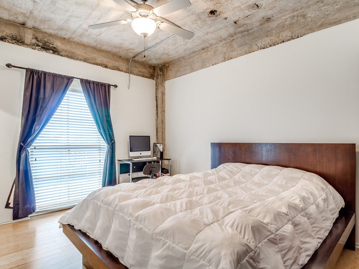 1209 N Harvey Ave #1 - Photo 4 of 38