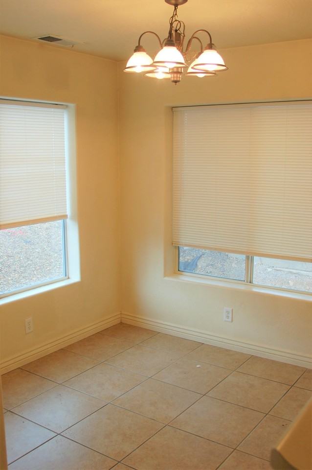 1511 E Payton Way #1 - Photo 7 of 18