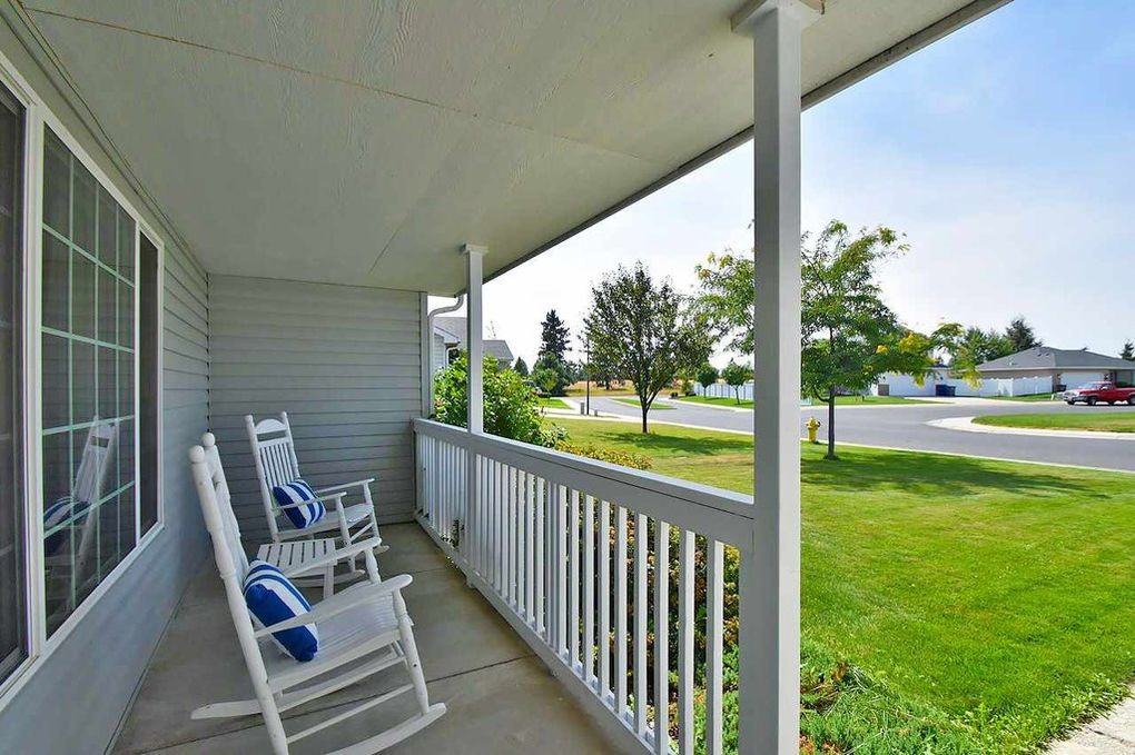 820 Fox Ridge Rd #NA - Photo 2 of 20