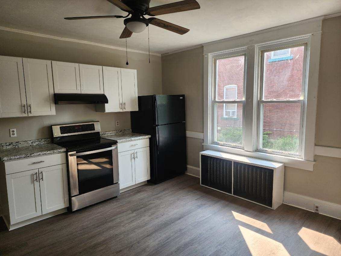 1332 Virginia Ave #NA - Photo 2 of 17
