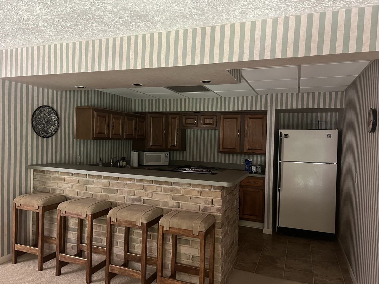 1913 Opaline Dr #NA - Photo 2 of 4