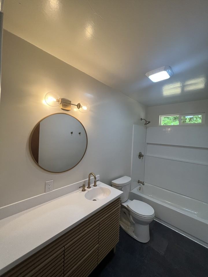 370 Revilo Dr #NA - Photo 3 of 24