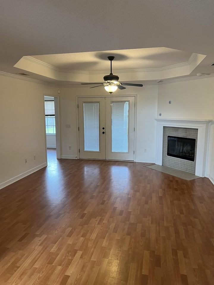 Cordele Cir 1, Hinesville, GA 31313 4 Bedroom Apartment for Rent