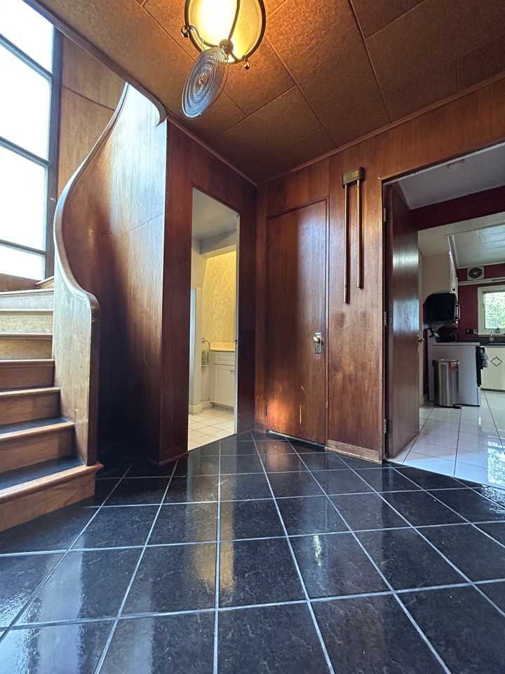 112 Laney Road - Photo 3 of 14