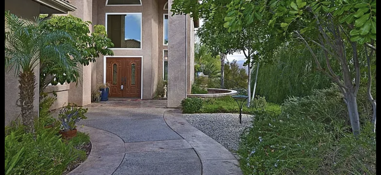 15429 Barona Mesa Way - Photo 2 of 8