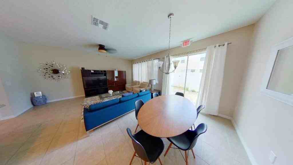 5119 Killarney Way - Photo 6 of 50