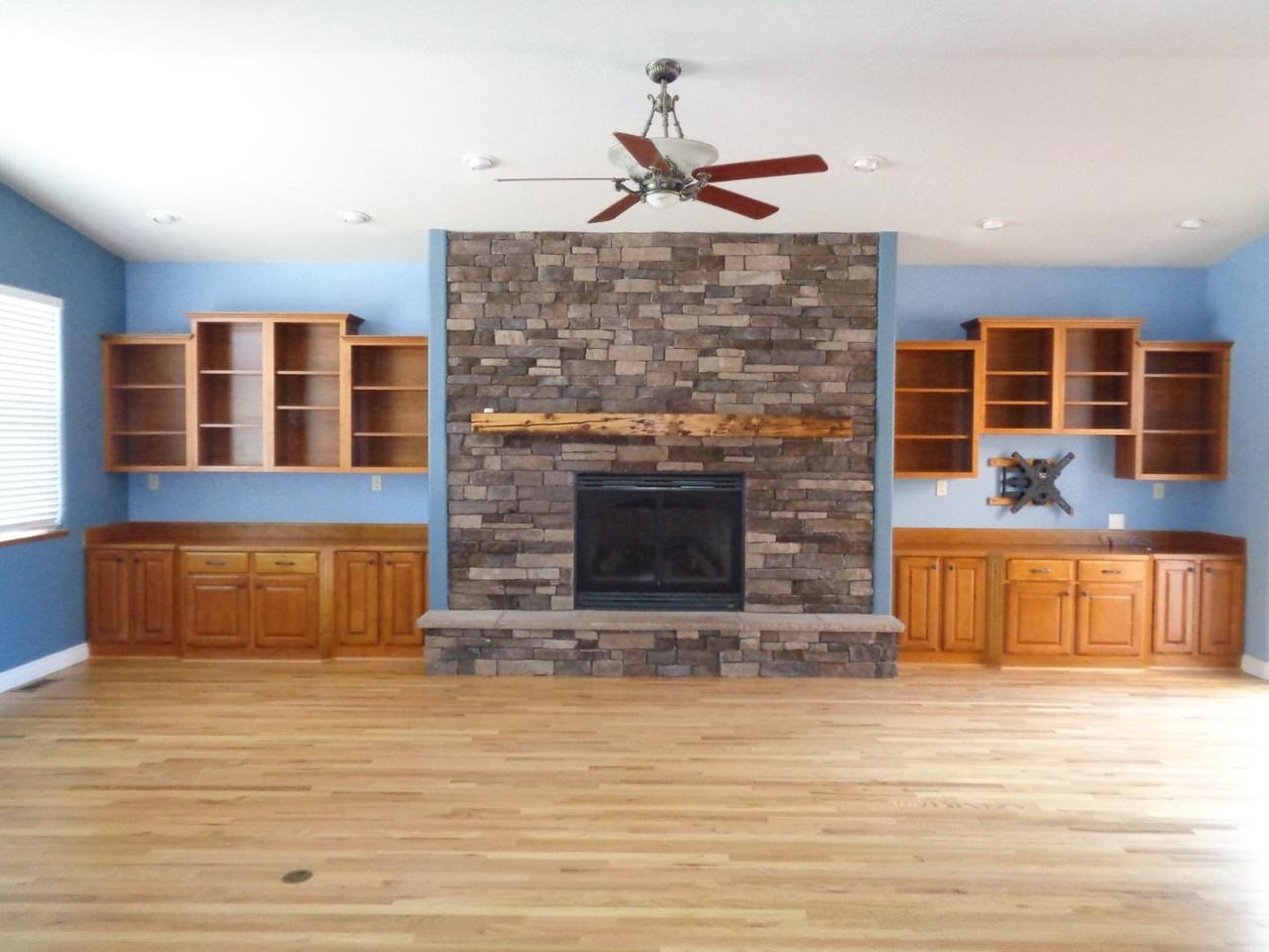 1498 Masters Dr - Photo 3 of 42