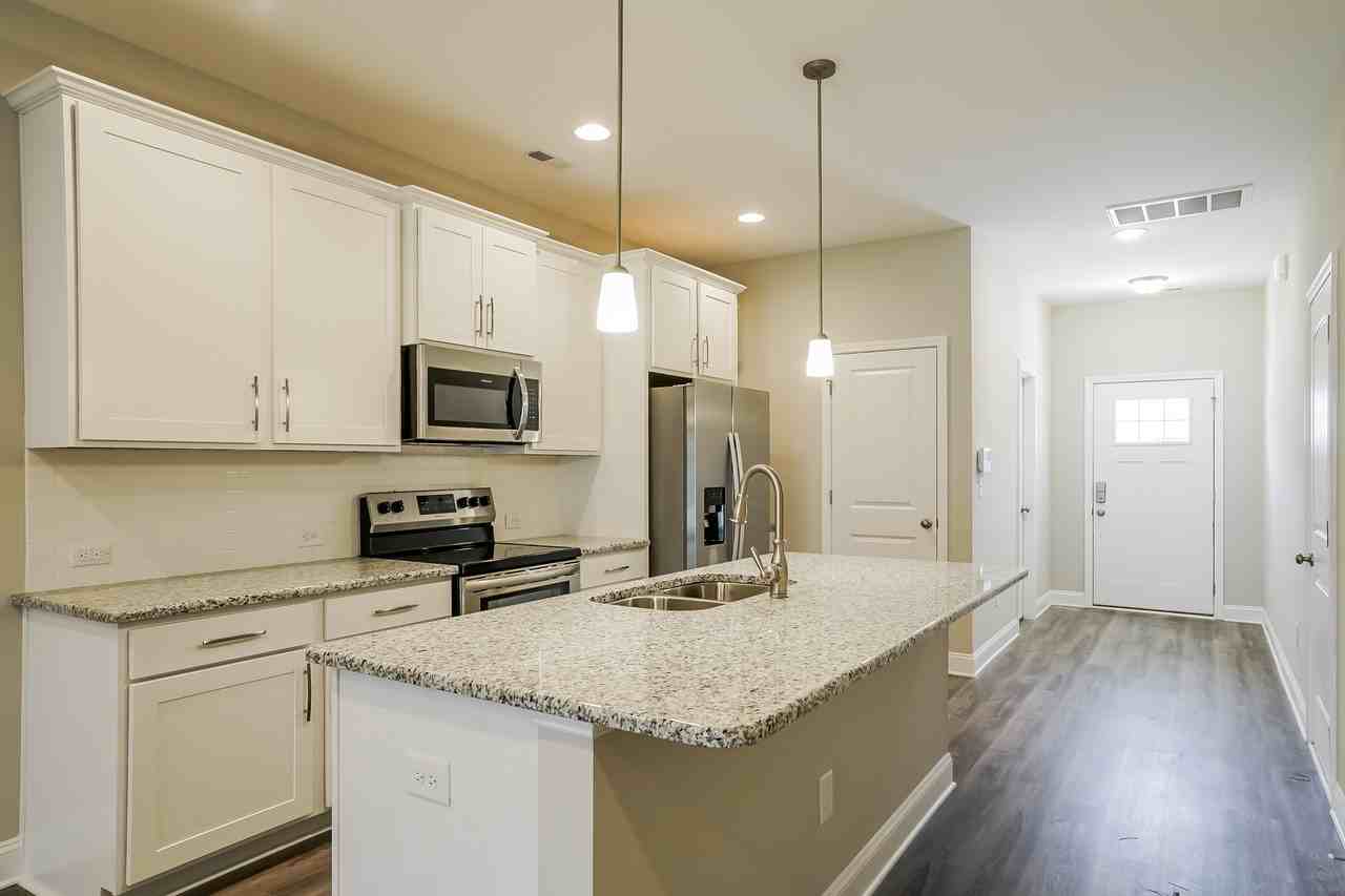2840 Summer Townes Way - Photo 5 of 8