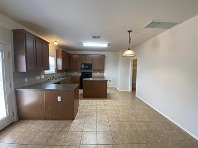 3652 Sandy Brook Dr - Photo 2 of 13