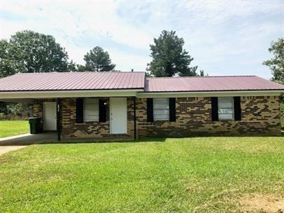 3333 Meadow Dr - Photo 2 of 14