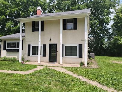 1676 W Arcadia Ave - Photo 2 of 9