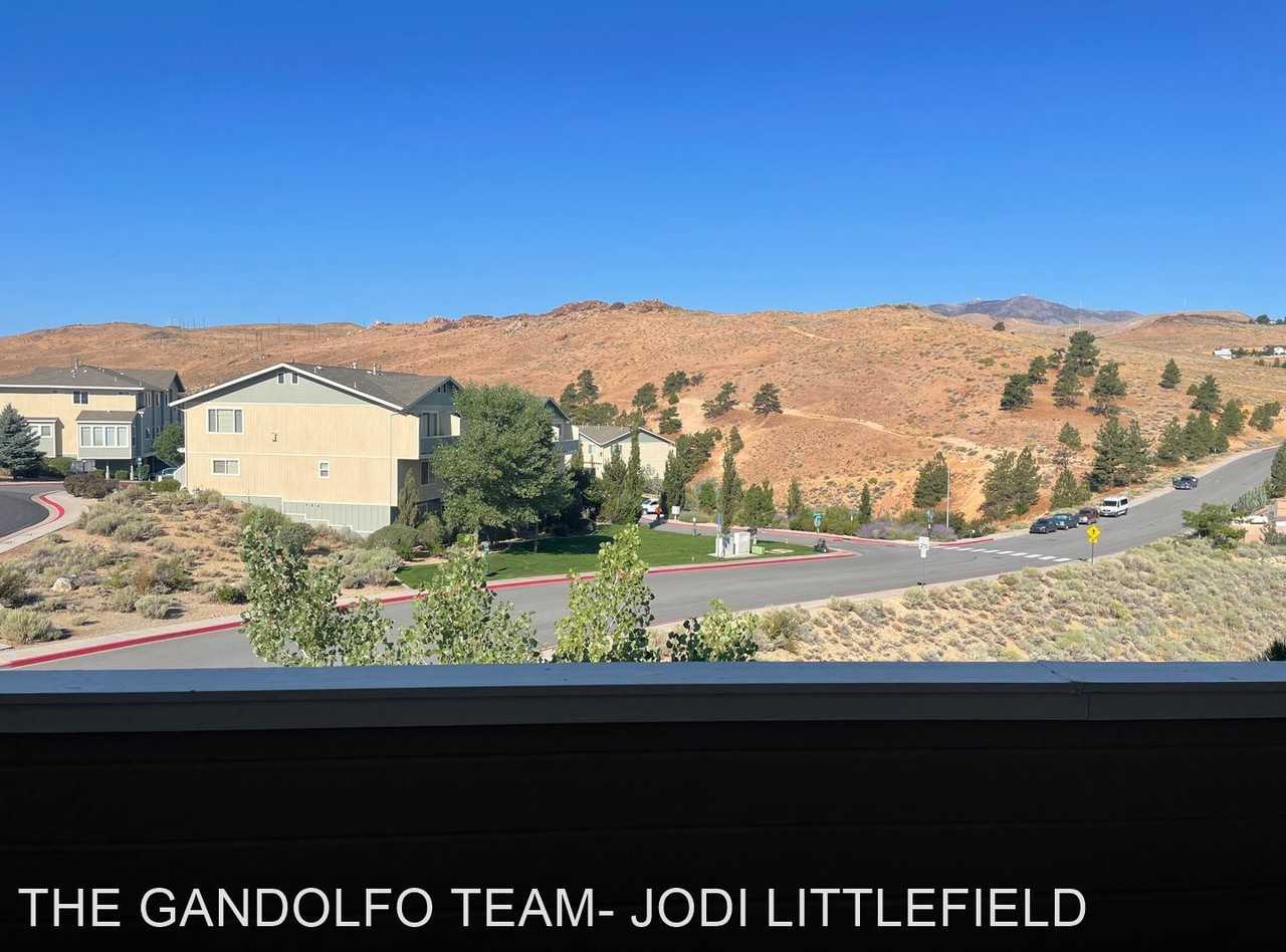 4501 Kathleen Denise Ln - Photo 2 of 13