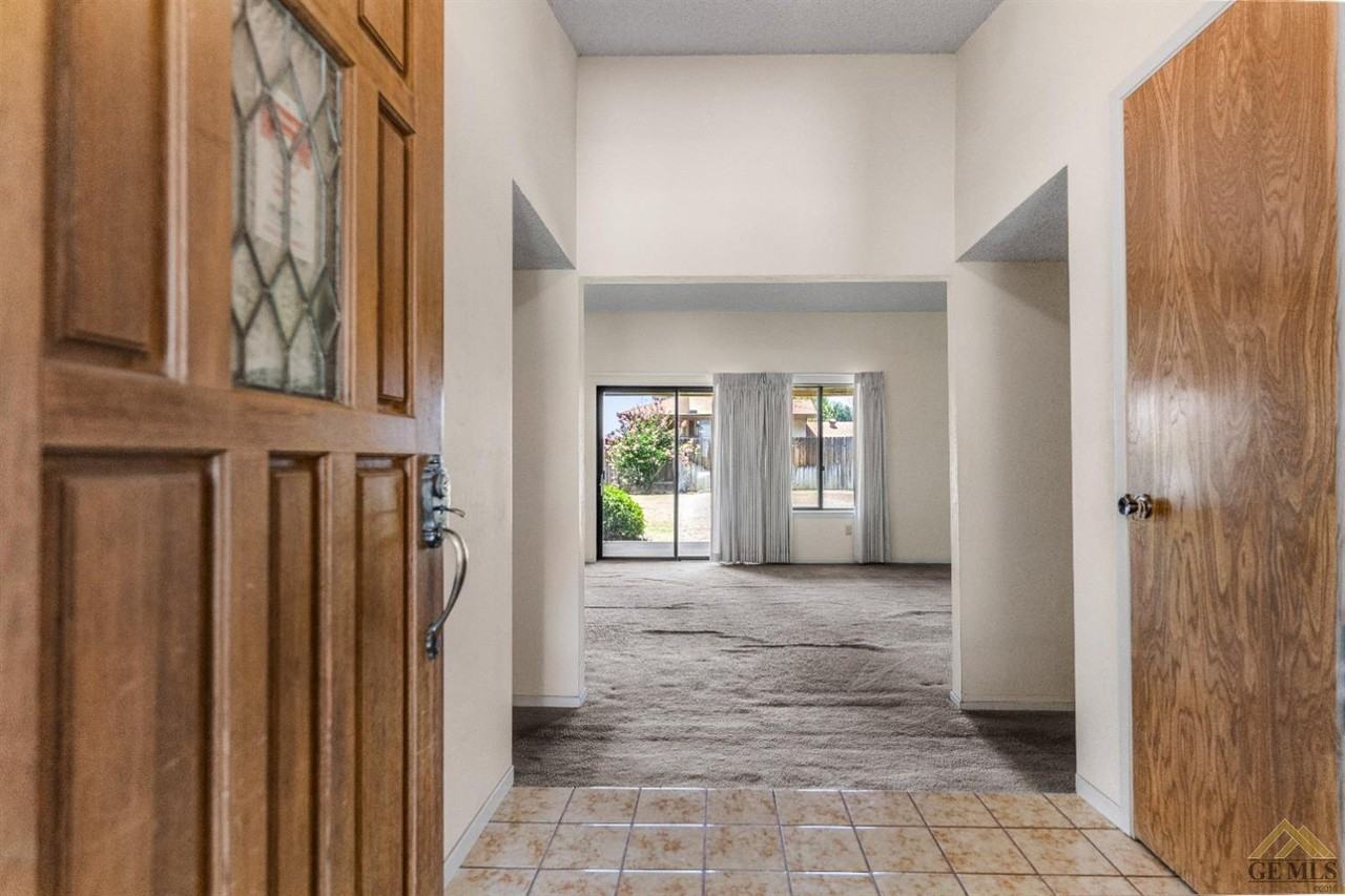 2604 Vyn Dr #NA - Photo 3 of 15