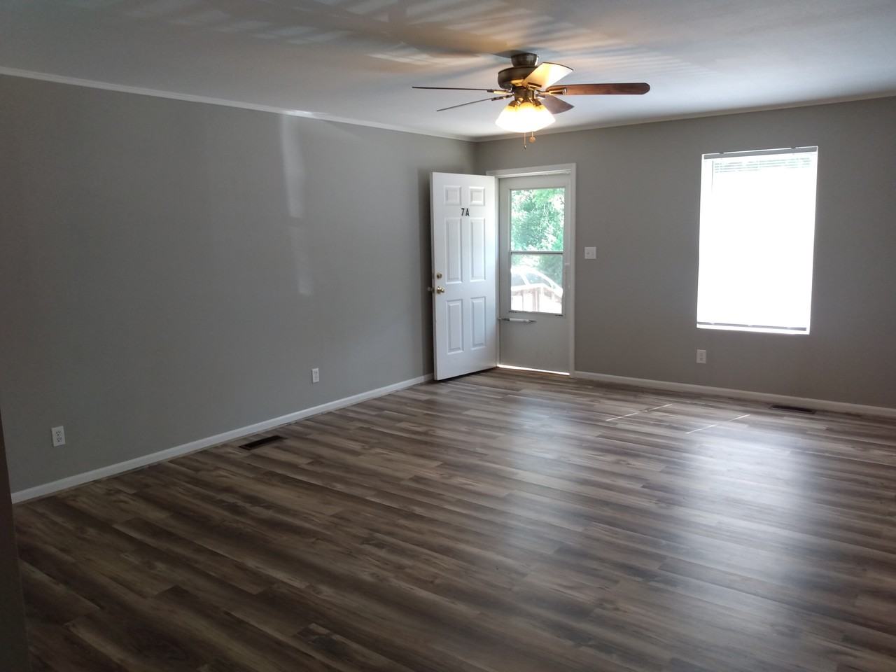 7 Mcleod St #A - Photo 2 of 8