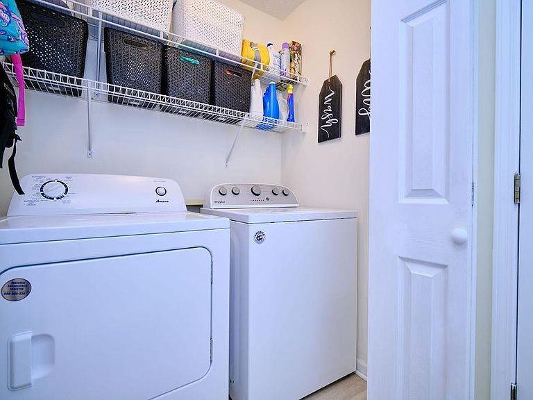 9 Spencer St #NA - Photo 2 of 7