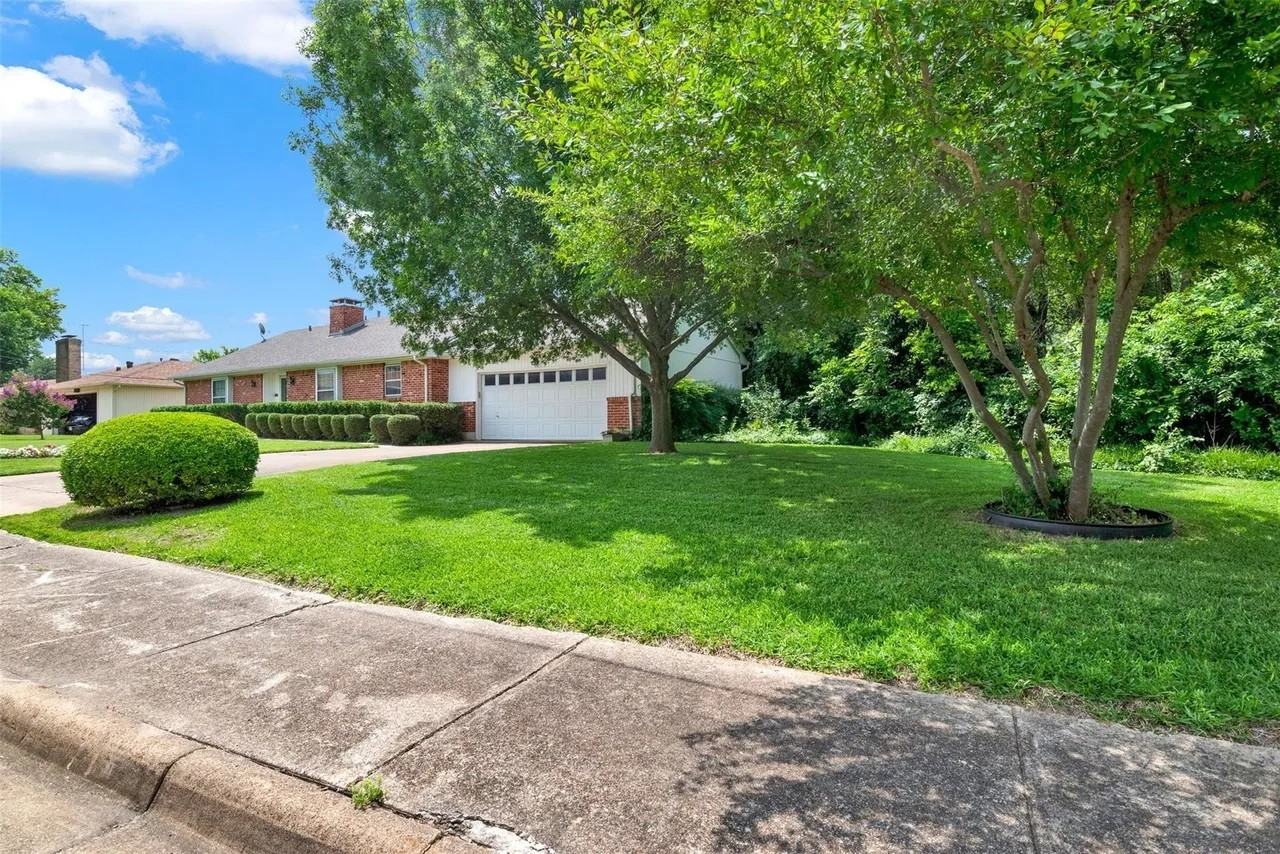 10440 Clary Dr #NA - Photo 3 of 4