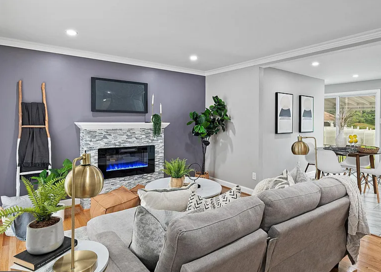1 Candlewood Ct #NA - Photo 2 of 8