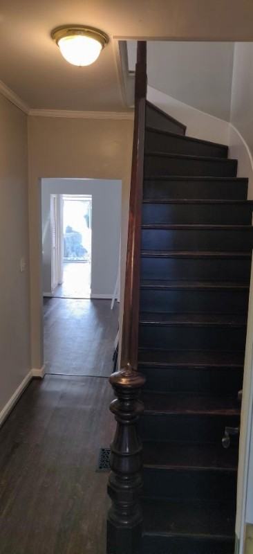 38 Central St - Photo 3 of 9