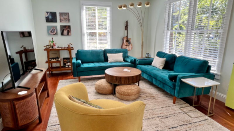 708 Magnolia Ave - Photo 2 of 14