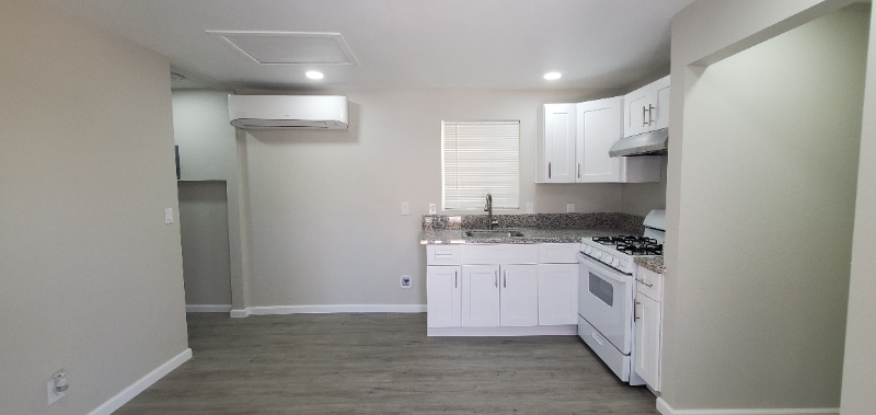 2816 10th St - Photo 2 of 14