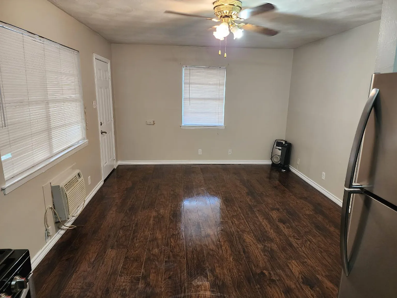 857 Broadway Ave #5 - Photo 5 of 9